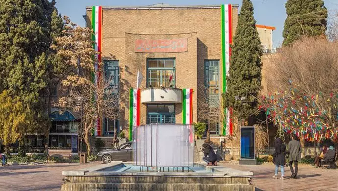 Iran : Les unités de la Résistance diffusent des chants de mort à Khamenei, Viva Radjavi à Téhéran – Honarmandan Park