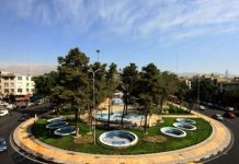 Iran : diffusion de slogans à plein volume des slogans « renversement »