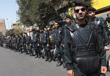 Le courage d’une dame d’Abadan enseigne plusieurs leçons