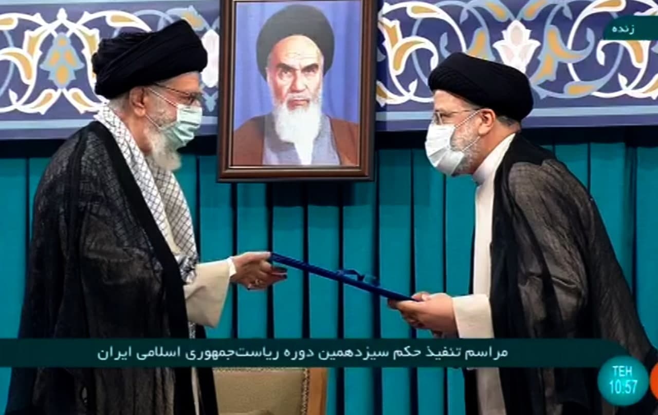 Le Guide Suprême iranien Khamenei verra-t-il la fin de son protégé Raïssi ?