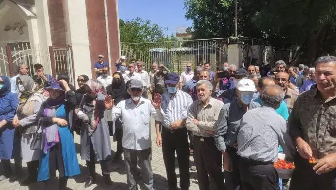 Les manifestations de retraités et la grève des bazars se poursuivent en Iran
