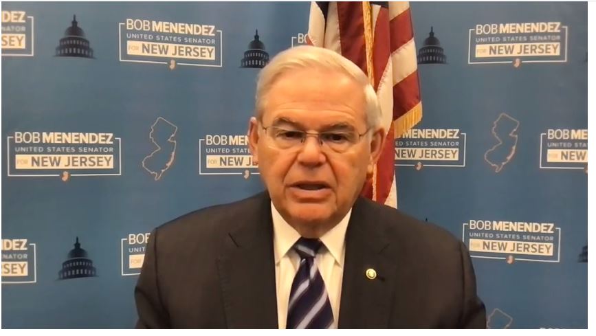 Le sénateur Bob Menendez : Un retour à l'accord nucléaire iranien de 2015 est un fantasme