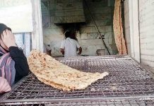 Après la viande et les œufs, les Iraniens ne peuvent plus se permettre le pain et le fromage
