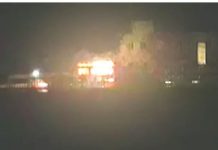 Qazvine : de jeunes insurgés visent le siège du commandement des pasdarans