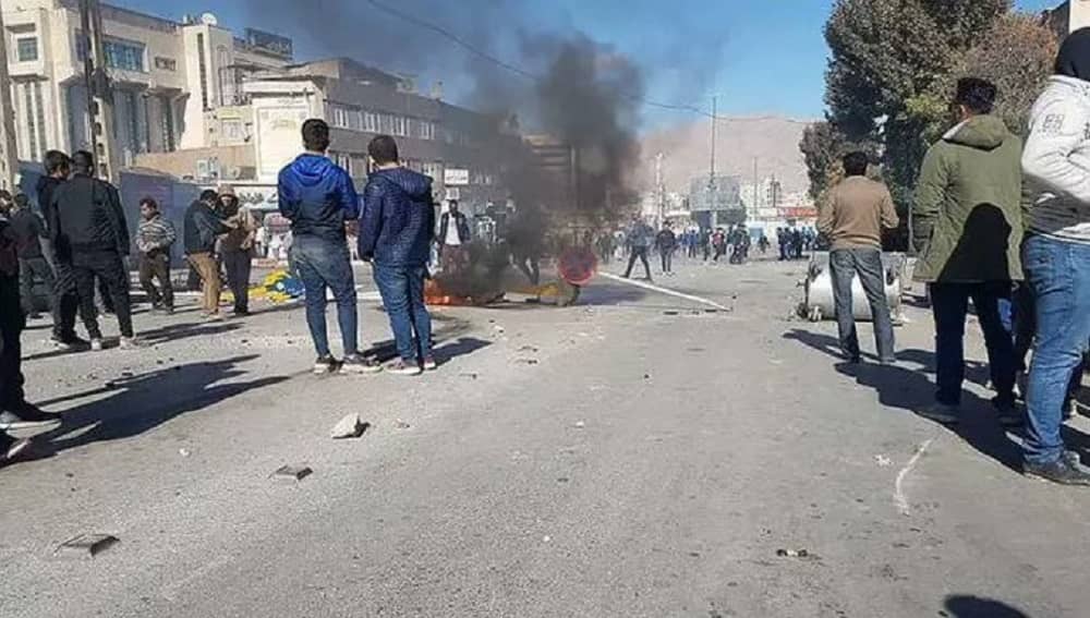 Iran - 52e jour du soulèvement : révolte de Marivan et manifestations étudiantes