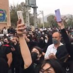 La flamme du soulèvement embrase les cérémonies de commémoration des martyrs dans plusieurs villes d’Iran