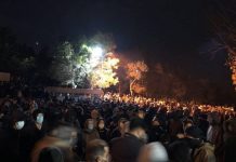 La première condamnation à mort et de nouvelles sanctions marquent l’étape des 60 jours du soulèvement iranien