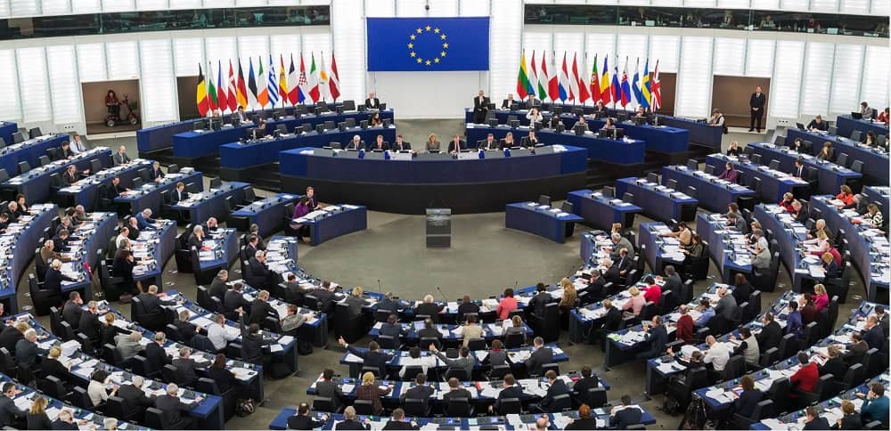 Les députés européens appellent à inscrire les pasdaran sur liste noire et à couper les liens avec le régime iranien