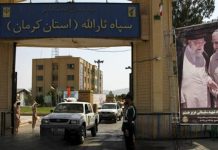 De jeunes insurgés visent une caserne des pasdarans à Kerman