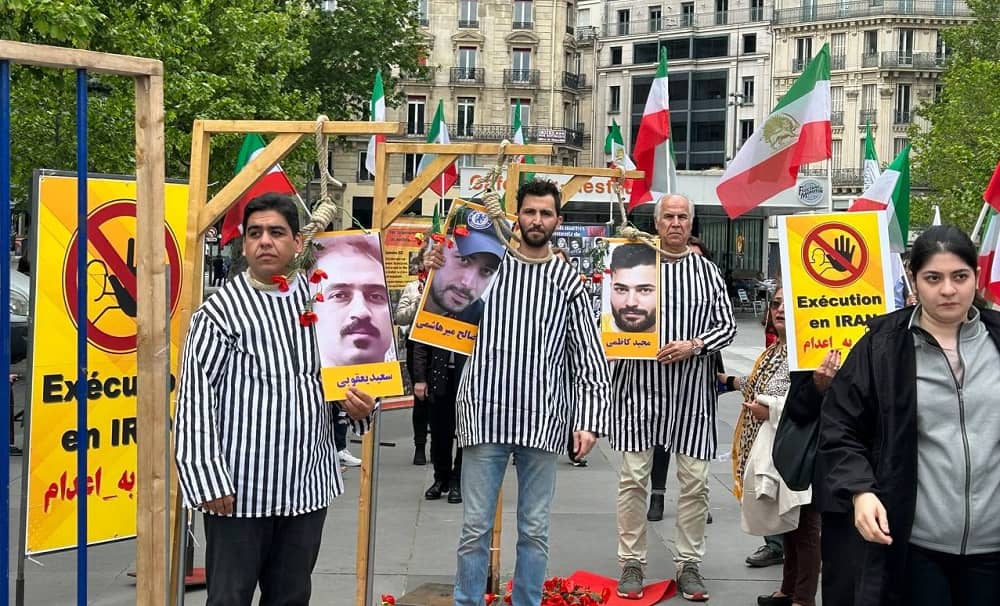 Deuxième nuit de protestations contre l'exécution de trois prisonniers du soulèvement sur ordre de Khamenei