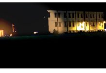 De jeunes insurgés prennent pour cible des organes du régime à Bouchehr et à Karadj