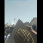 Manifestation à Zahedan avec des slogans et des pancartes « à bas Khamenei »