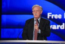 John Bolton : Le monde devrait travailler avec la résistance organisée pour faire tomber le régime iranien