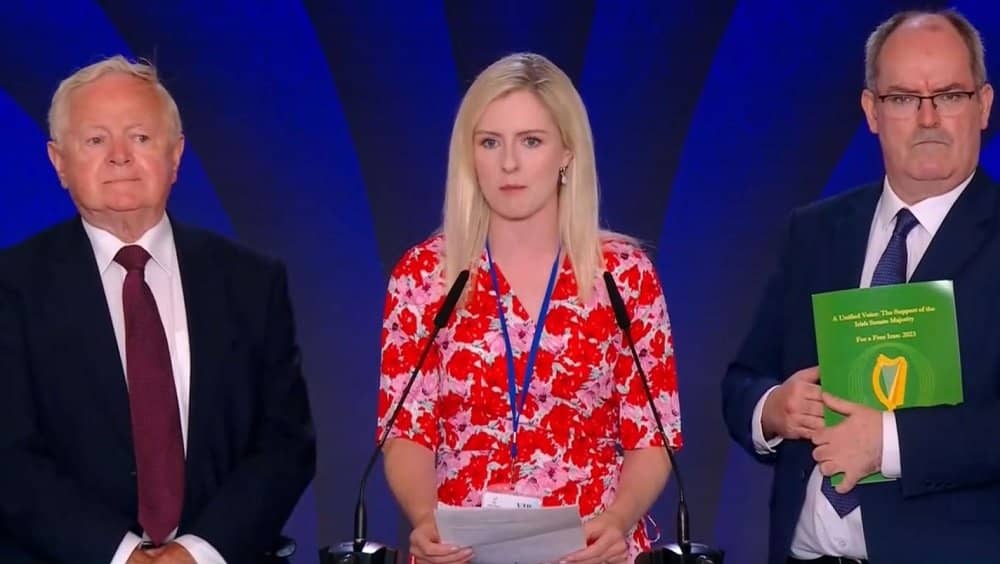 La présidente du Sénat irlandais Lisa Chambers : le changement arrive en Iran