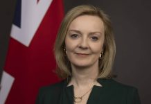 Liz Truss : Il faut être ferme avec le régime iranien