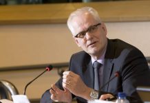 L’eurodéputé Petri Sarvamaa : Pour le régime iranien, la Palestine est un business