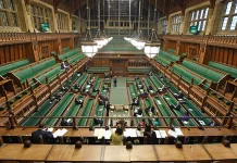 Une résolution du Parlement britannique sanctionne les pasdaran et soutient la Résistance iranienne