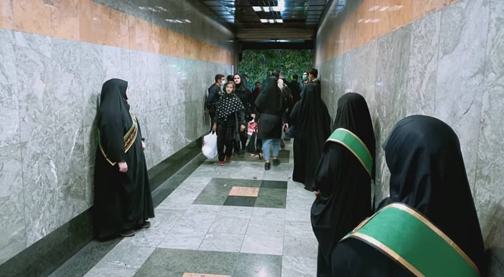 Iran : un programme répressif intitulé Hijab et chasteté