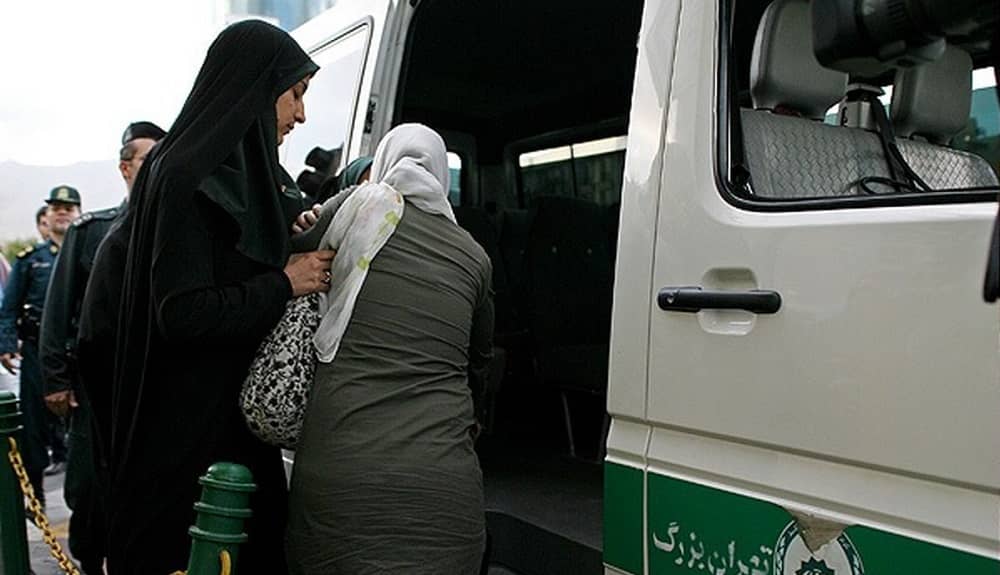 Craignant un soulèvement, le régime iranien intensifie la répression des femmes