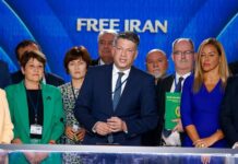 Le député allemand Christian Calderone : Plus de 500 députés allemands ont appelé à reconnaitre la lutte du peuple iranien pour la démocratie