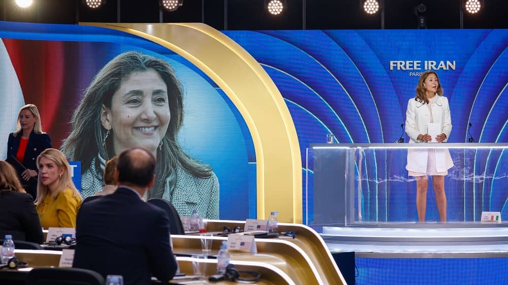 Ingrid Betancourt: les efforts du régime iranien contre l'OMPI ont échoué 