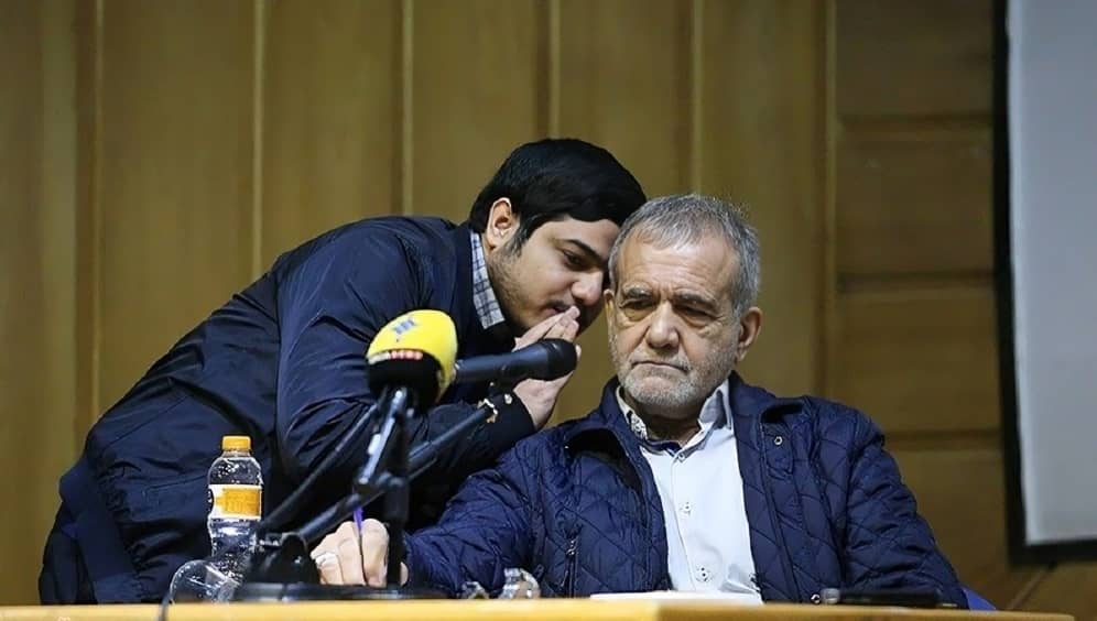 Les forces de l’ordre de Khamenei ordonnent à Pezeshkian de s’aligner sur le Guide suprême