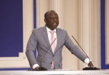 Clément Nyaletsossi Voule appelle à une action internationale contre les violations en Iran