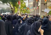 Craignant un soulèvement et son renversement, Khamenei intensifie les exécutions, avec 29 pendaisons les 9 et 13 octobre