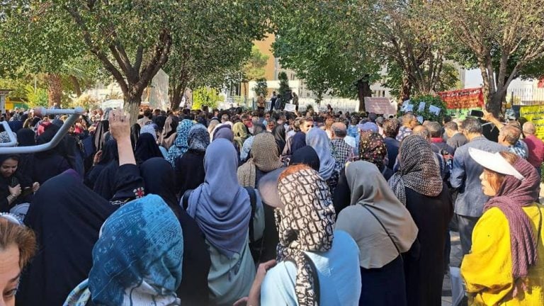 La machine à exécuter et réprimer de Khamenei fonctionne sans relâche par crainte d'un soulèvement et du renversement