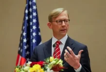 Brian Hook signale une stratégie américaine renouvelée pour isoler le régime iranien