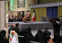 Le discours de crise de Khamenei met en évidence le déclin du pouvoir au milieu des revers stratégiques