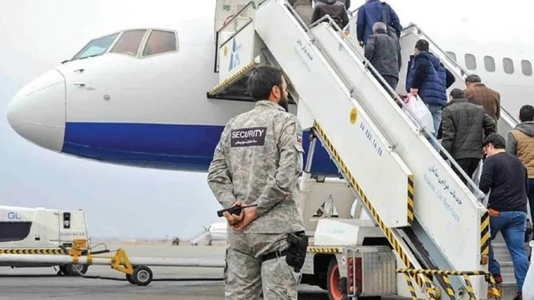 Les propos de Poutine sur l’évacuation du personnel des pasdaran révèlent le retrait humiliant du régime iranien de Syrie