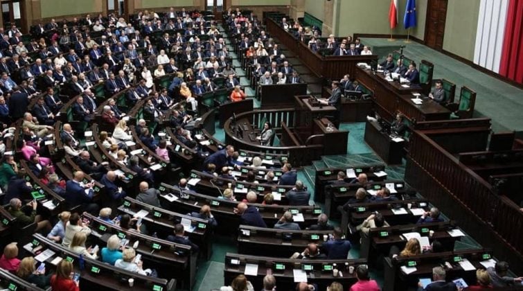 Le Comité polonais des amis d’un Iran libre lance un appel urgent pour mettre fin aux exécutions en Iran