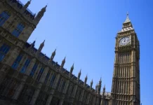 Plus de 250 députés du Parlement britannique se rallient au mouvement de libération de l’Iran