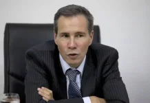 L’Argentine commémore les 10 ans du meurtre de Nisman et souligne le rôle de Téhéran dans l’attentat de l’AMIA