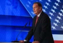 Le général James Jones appelle à une action ferme contre le régime iranien lors d’une conférence au siège du CNRI