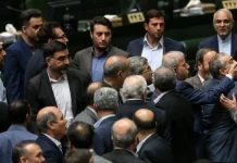 Divisions croissantes au sein du leadership iranien