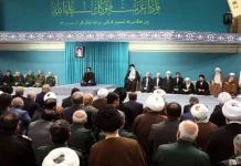 Khamenei rejette les négociations avec les États-Unis par crainte de l’effondrement du régime en Iran