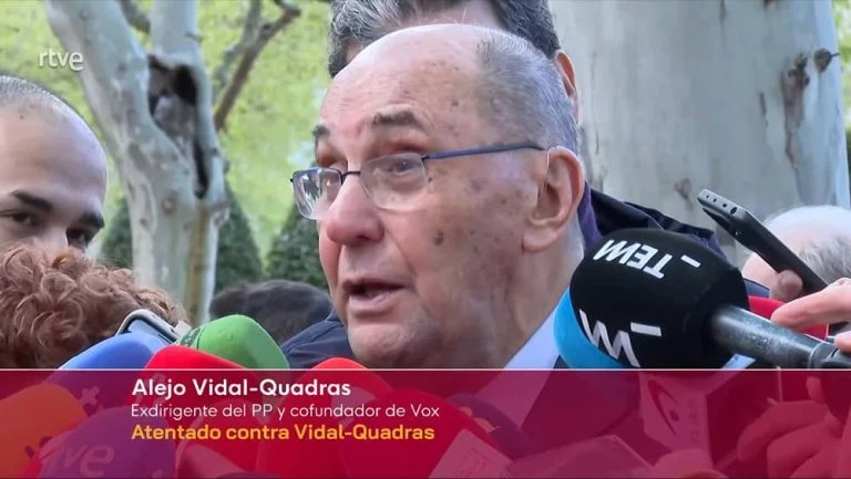 Vidal-Quadras déclare à un juge espagnol que le régime clérical était derrière la tentative d'assassinat de 2023