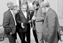 Iran : Comment le régime iranien utilise la diplomatie pour gagner du temps