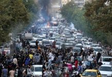 Les dirigeants religieux iraniens expriment leurs craintes face à l’avenir du régime