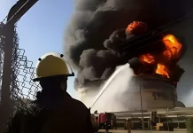 Un incendie majeur à la raffinerie d’Abadan suscitant des inquiétudes en matière de santé et de sécurité publiques