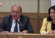 Struan Stevenson : Les Iraniens rejettent la couronne et le turban : la démocratie est le seul avenir