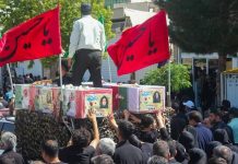 Le régime iranien précipite les funérailles de Khomein et dissimule les explosions