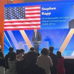 L’ambassadeur Stephen Rapp : La justice pour les victimes du régime en Iran ne sera pas sacrifiée