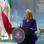 Carla Sands : « Le peuple iranien ne troquera pas un turban contre une couronne »