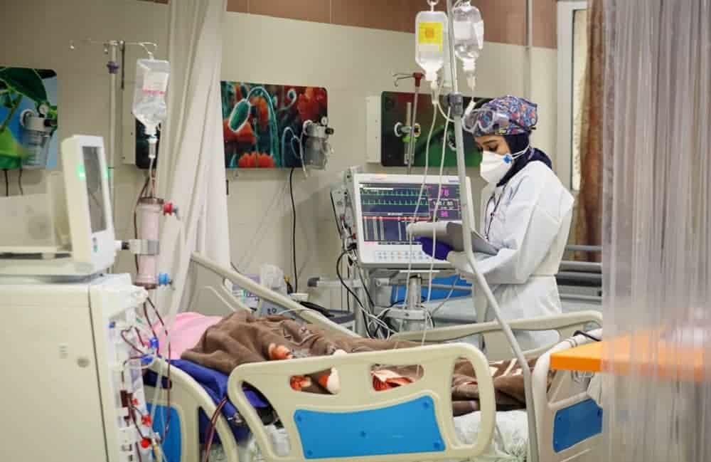 Aveu choquant de l'ancien vice-président du régime en Iran 700 000 décès dus au COVID-19 à la fin du mandat de Rohani 