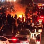 Le régime iranien admet des milliers de morts alors que la résistance continue