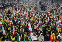 Des dizaines de milliers de personnes se rassemblent à Berlin pour rejeter le régime monarchique et théocratique et soutenir le soulèvement du peuple iranien