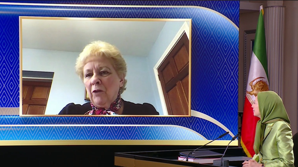 Nuala O'Loan exige la fermeture de l'ambassade de Téhéran à Londres, dénonce les « illusions monarchiques » et la terreur du régime